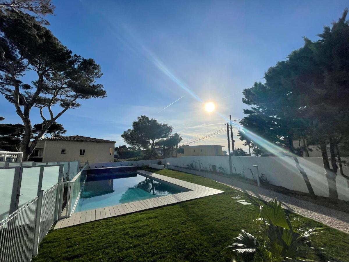 Appartement T2 Piscine Et Plage カリー・ル・ルエ エクステリア 写真