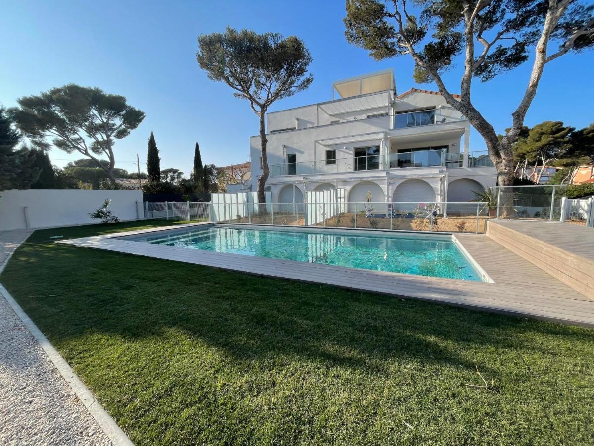 Appartement T2 Piscine Et Plage カリー・ル・ルエ エクステリア 写真