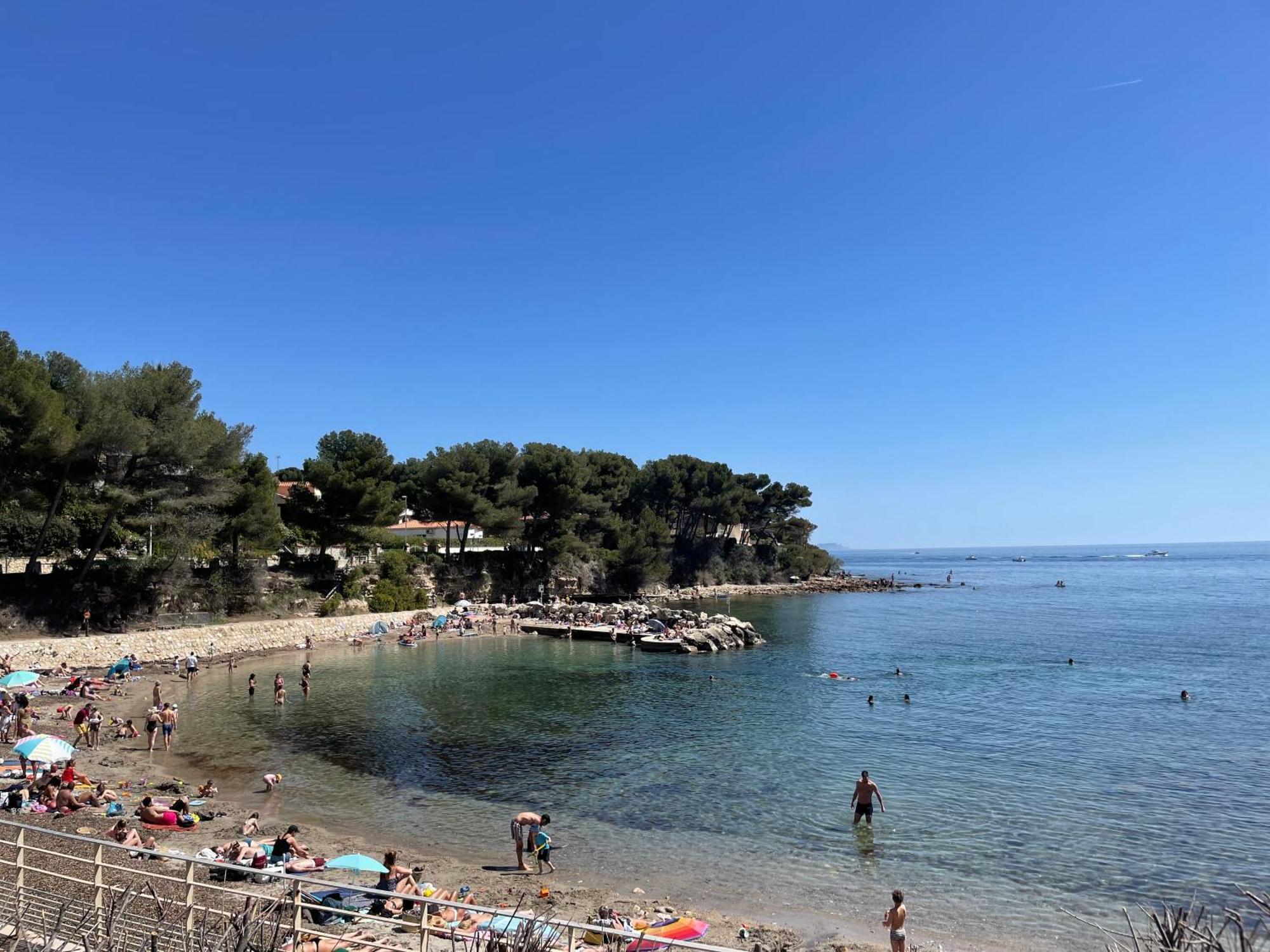 Appartement T2 Piscine Et Plage カリー・ル・ルエ エクステリア 写真